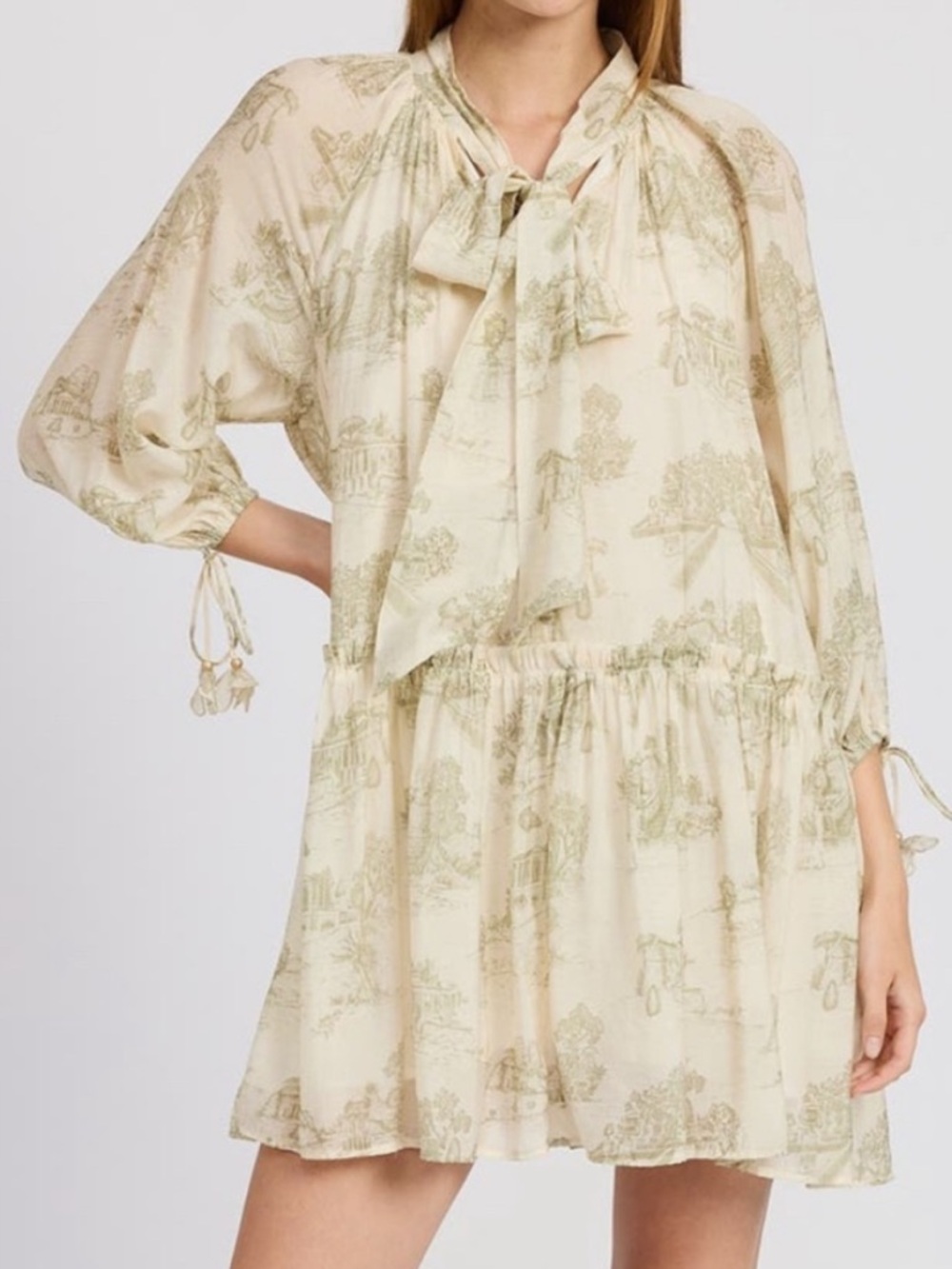 NWT En Saison Long-Sleeve Toile Print Mini Dress